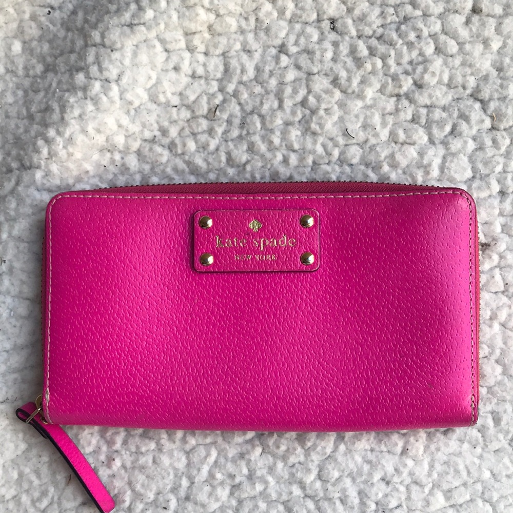 Kate Spade wallet - Picture 1 of 15